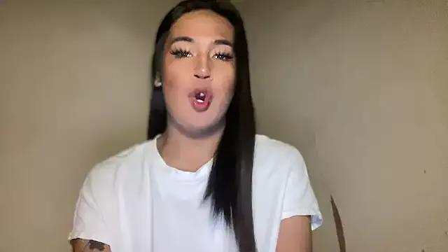 fallon_empress143 from StripChat is Freechat