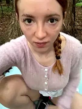 FayeFlame from StripChat is Freechat
