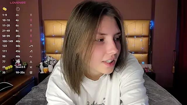 Ginny_TheGodness from StripChat is Freechat