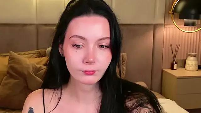 Goldy_Stark from StripChat is Freechat