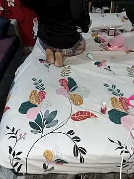 GORI_MAMM from StripChat is Freechat