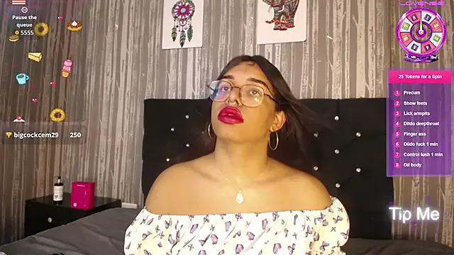 Hailey_johnsonn from StripChat is Freechat