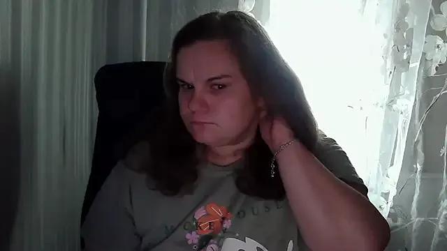 HarmonyKarera from StripChat is Freechat