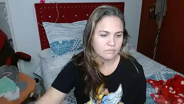 helenca43 from StripChat
