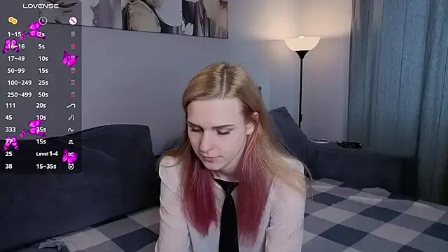 HelenMartines from StripChat