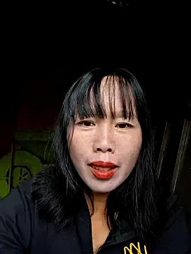 Helenzz from StripChat