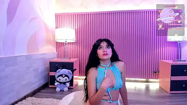 HollyHill_ from StripChat is Freechat