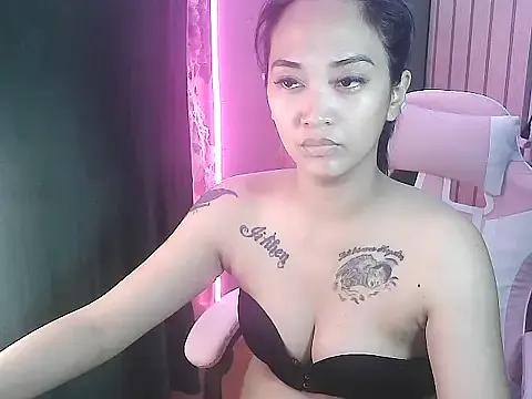 hotasianivy19 from StripChat is Freechat