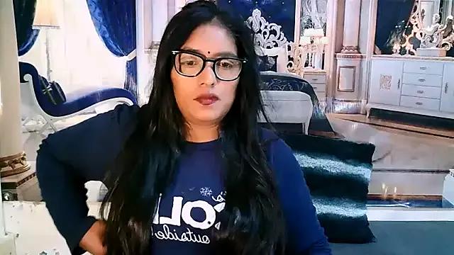 IndiaBlackPanther from StripChat is Freechat