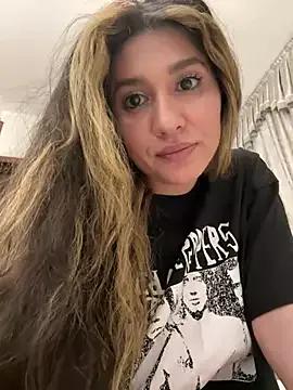 IrisBlues from StripChat