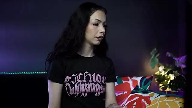 IsabelleMoon from StripChat is Freechat