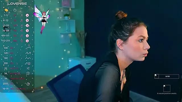JadeGrande from StripChat is Freechat