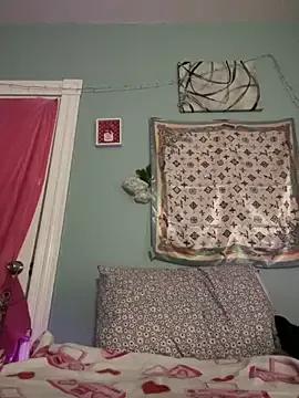 Jalissaskitten from StripChat is Freechat