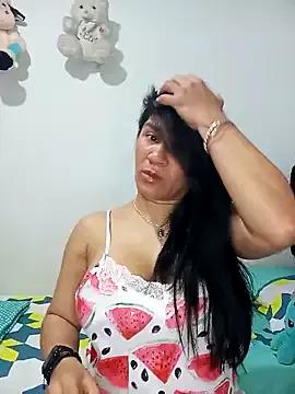 JanethLuz from StripChat is Freechat