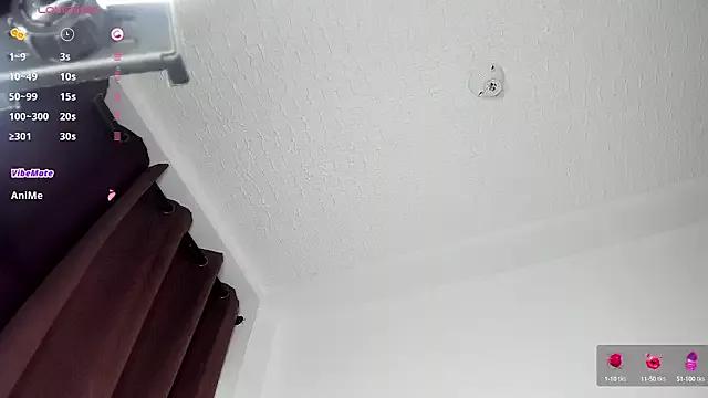 Janna_isa from StripChat