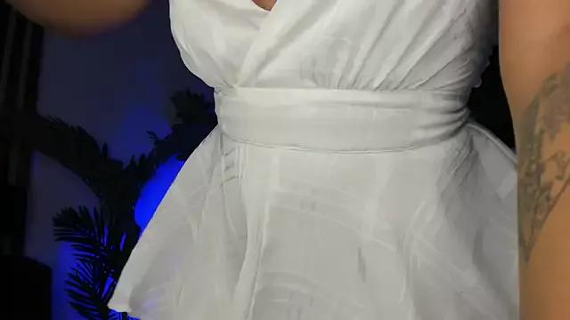 JennieHollis from StripChat is Freechat