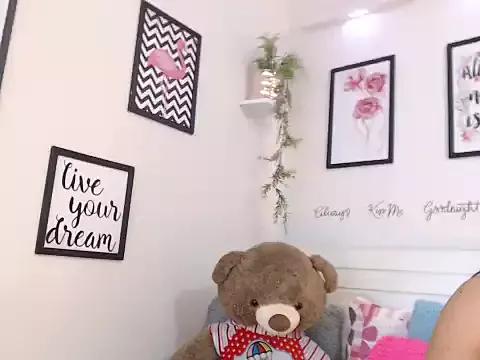 Joliet from StripChat is Freechat