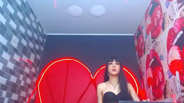 julessxcharlotte from StripChat is Freechat