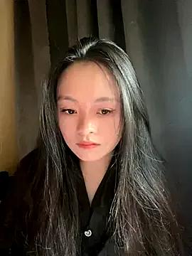 Julia-Elsa from StripChat is Freechat