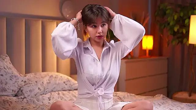 Julia_PR0 from StripChat is Freechat
