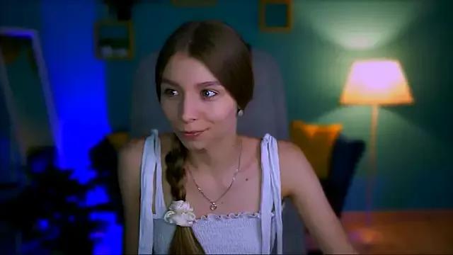 JulieDaniel from StripChat is Freechat