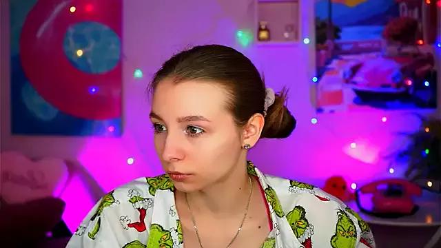 JulieDaniel from StripChat is Freechat