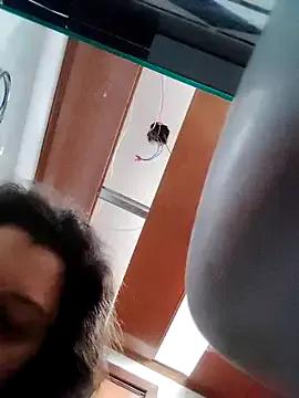 julietta_maxi from StripChat is Freechat