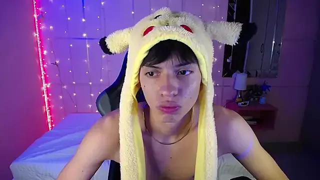 Justin_gray_ from StripChat is Freechat