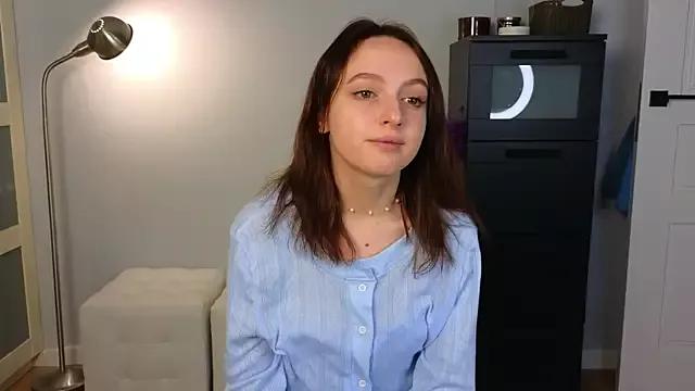 Kathariny from StripChat is Freechat