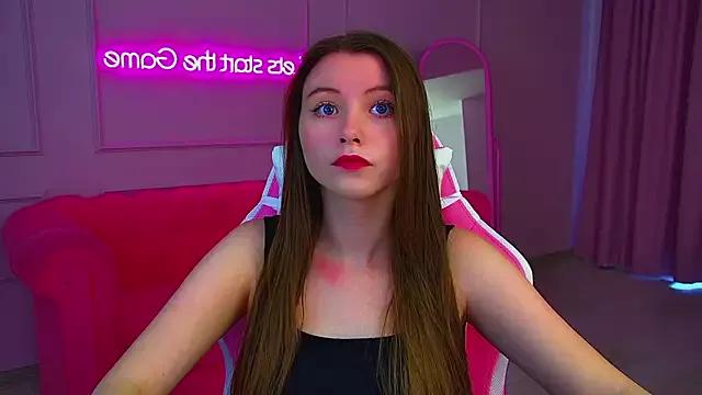 KeiraAsti from StripChat is Freechat
