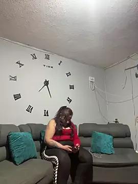 Kelly_greys from StripChat