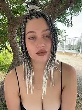 KikiWatson from StripChat