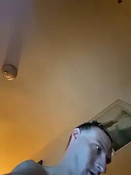 kikiwonderbar from StripChat is Freechat