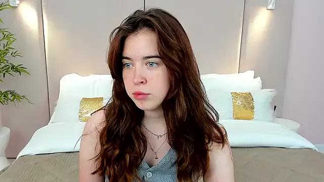 KimberlyBond from StripChat is Freechat