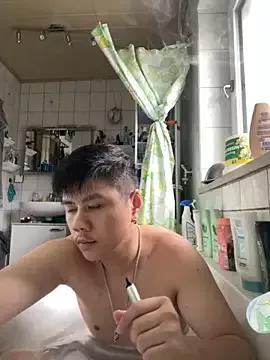 Kingpowerlittel from StripChat is Freechat