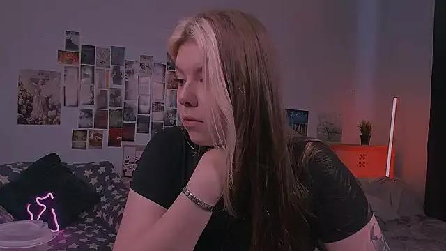 kissmywings from StripChat is Freechat