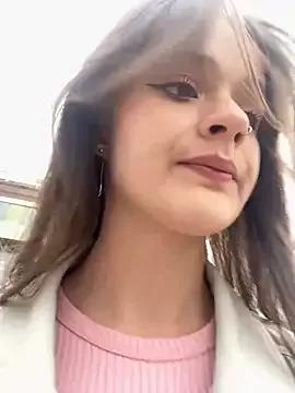 KittyQueeny from StripChat is Freechat