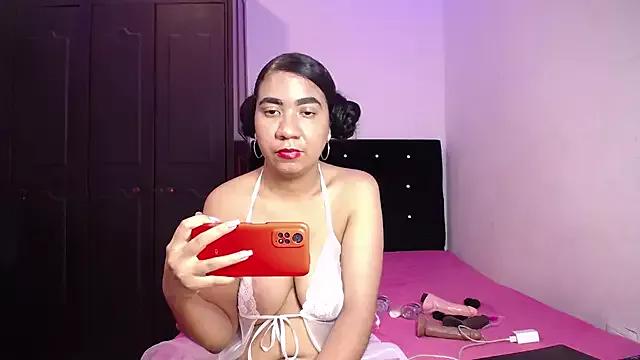 Kristynsmith from StripChat is Freechat
