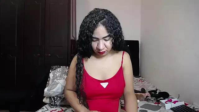 Kristynsmith from StripChat is Freechat