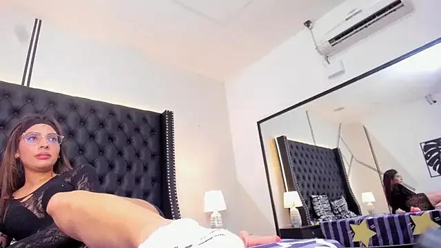 Kylie_Rousses_ from StripChat is Freechat