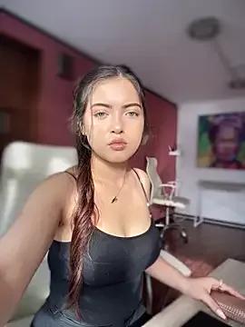 KyliePink_ from StripChat is Freechat