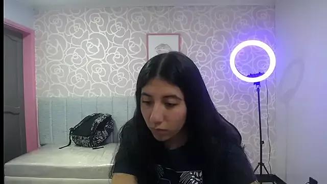 Ladysessh_ch from StripChat is Freechat