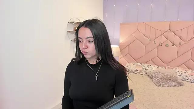 Lara_Rouss_ from StripChat is Freechat