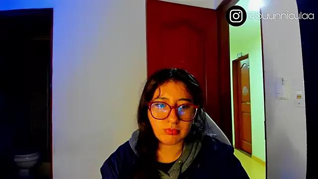 larissa01_ from StripChat is Freechat