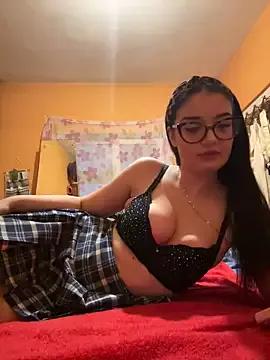 Larra69 from StripChat is Freechat