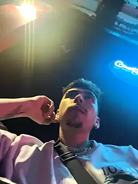 liamty_luxor from StripChat is Freechat