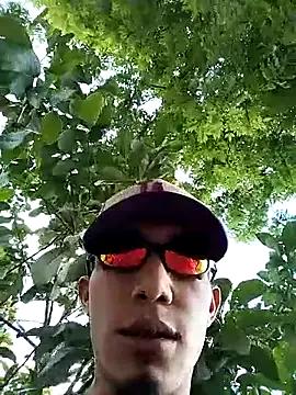 lian_420 from StripChat is Freechat