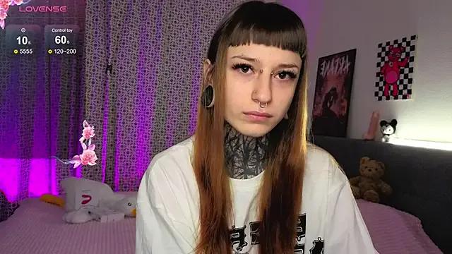 LilithPoison from StripChat is Freechat