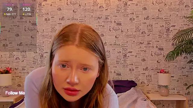 Lillie_Berry from StripChat is Freechat