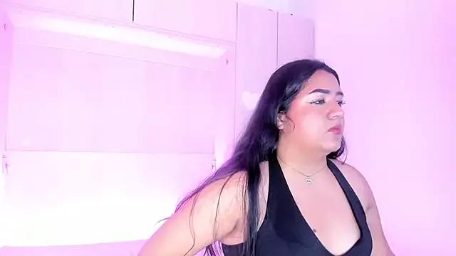 LilyWhitney from StripChat is Freechat